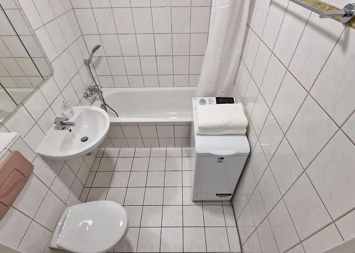 Citycenter - Bigtv-ps4-netflix-parking